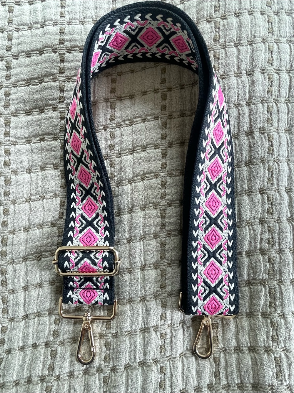 Pink & Black Geometric Adjustable Bag Strap